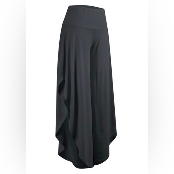 Brand new, never worn palazzo pants - Picture 1 of 2